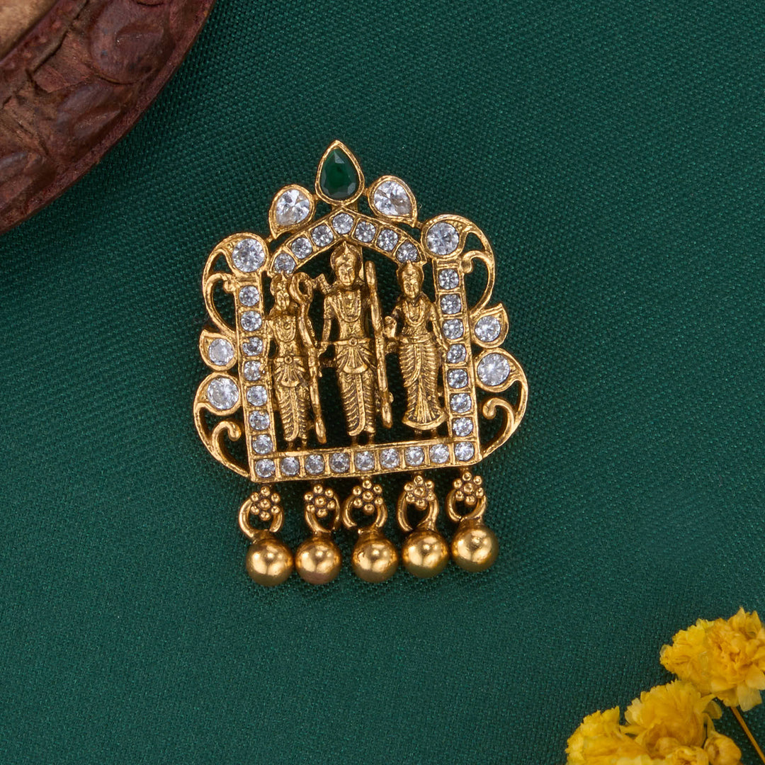 Divine Look Nagas Pendant