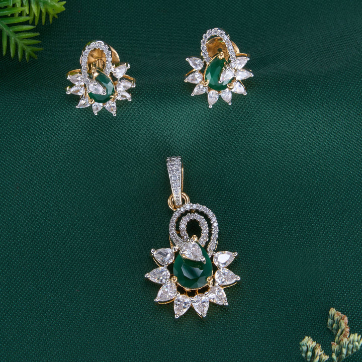 Alessia Avikam Pendant Set