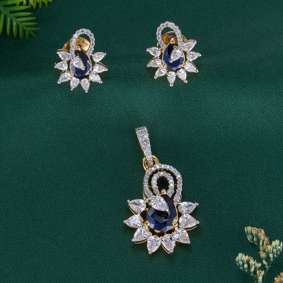 Martina Avikam Pendant Set