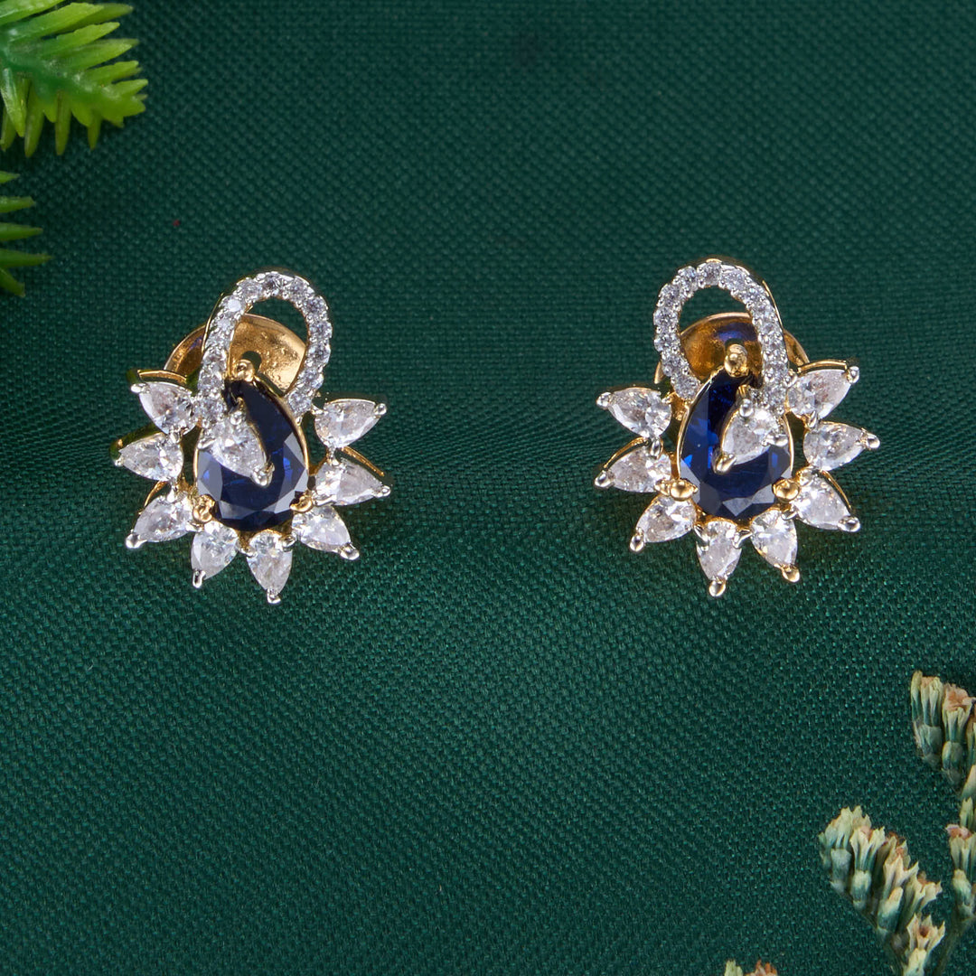 Martina Avikam Pendant Set