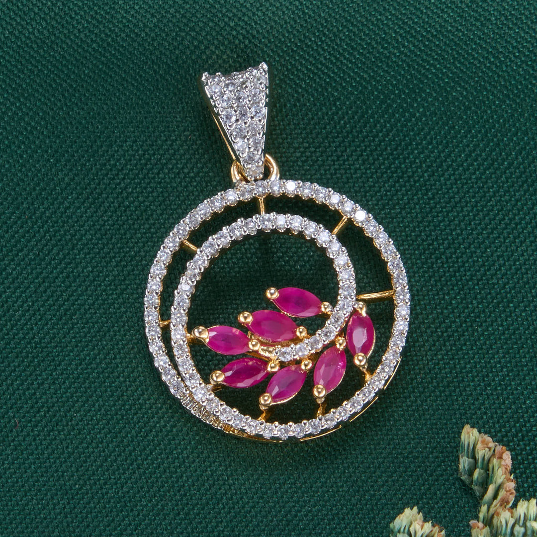 Greta Avikam Pendant Set