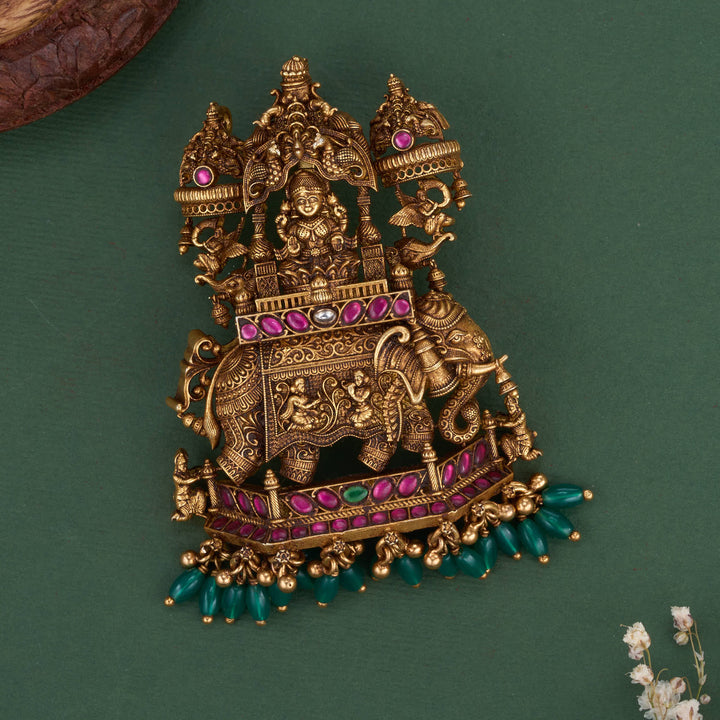 Luxurious 3D Spl Pendant