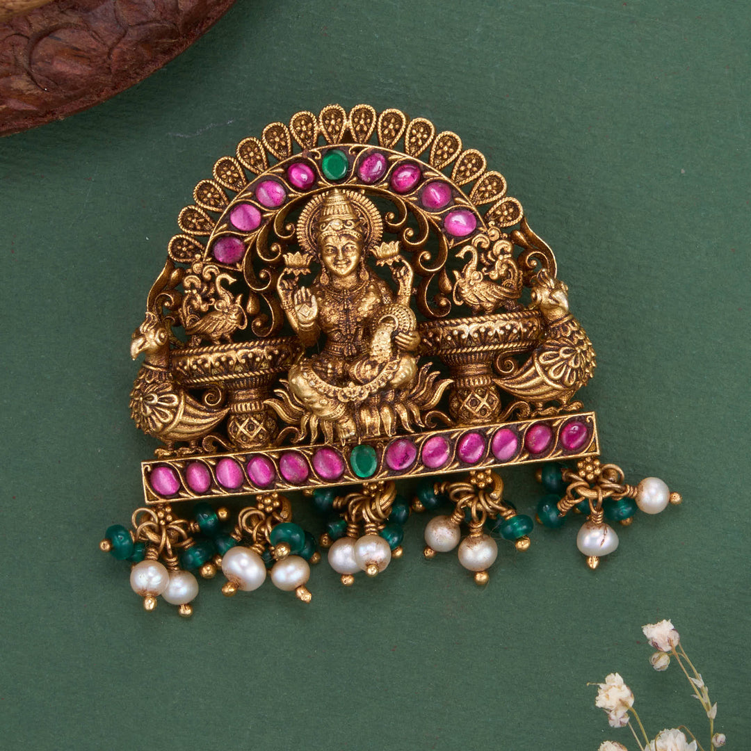 Divine Look 3D Spl Pendant