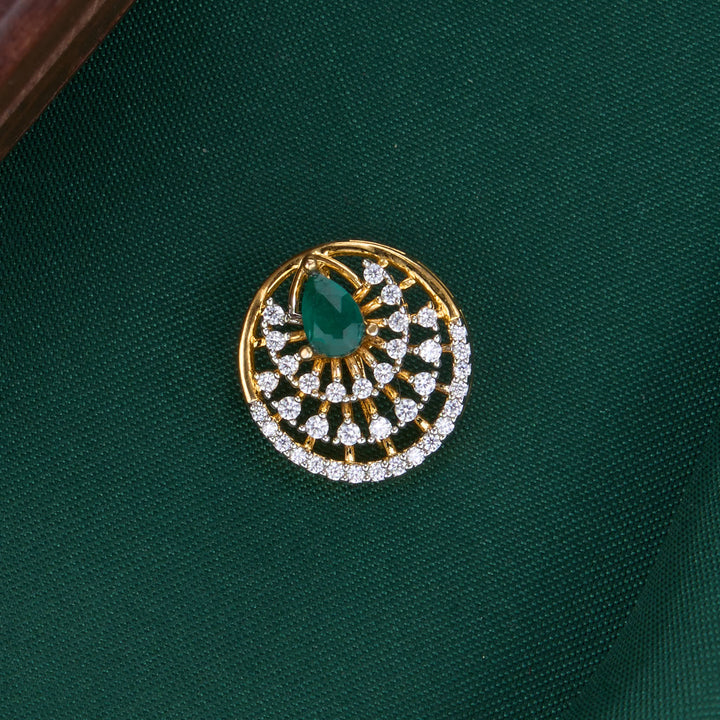 Chaitali Avikam Pendant Set
