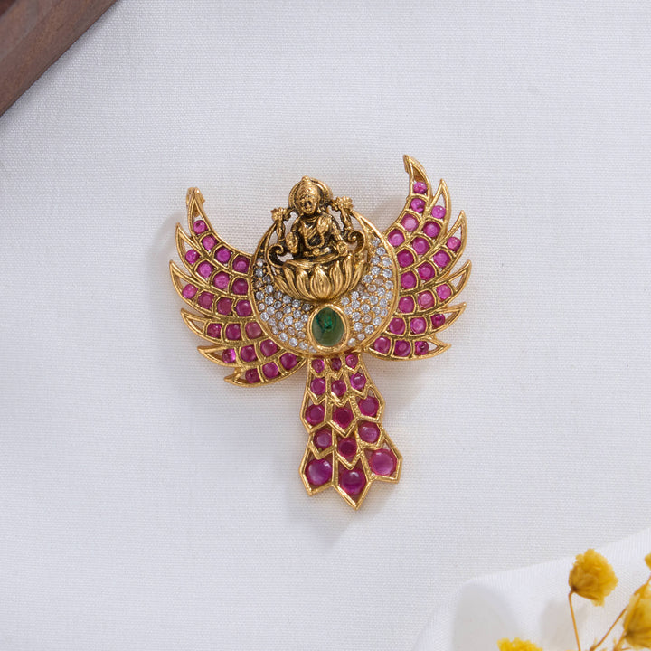 Yasika Nagas Pendant