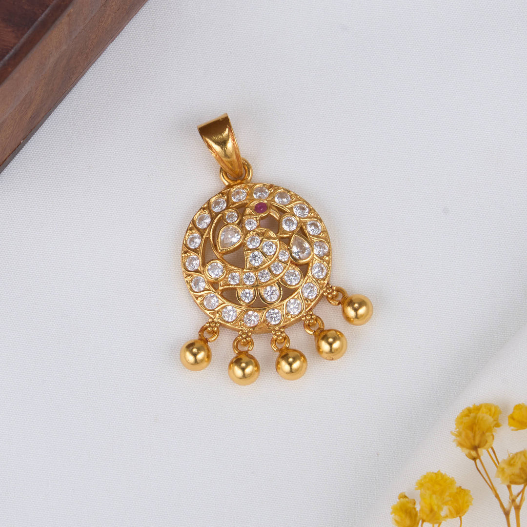 Catchy Stone Pendant