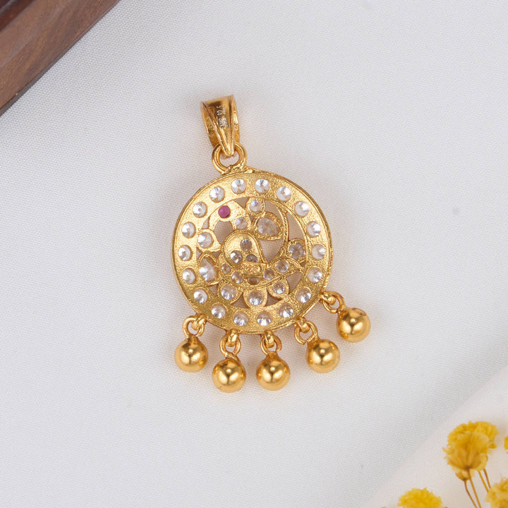 Catchy Stone Pendant