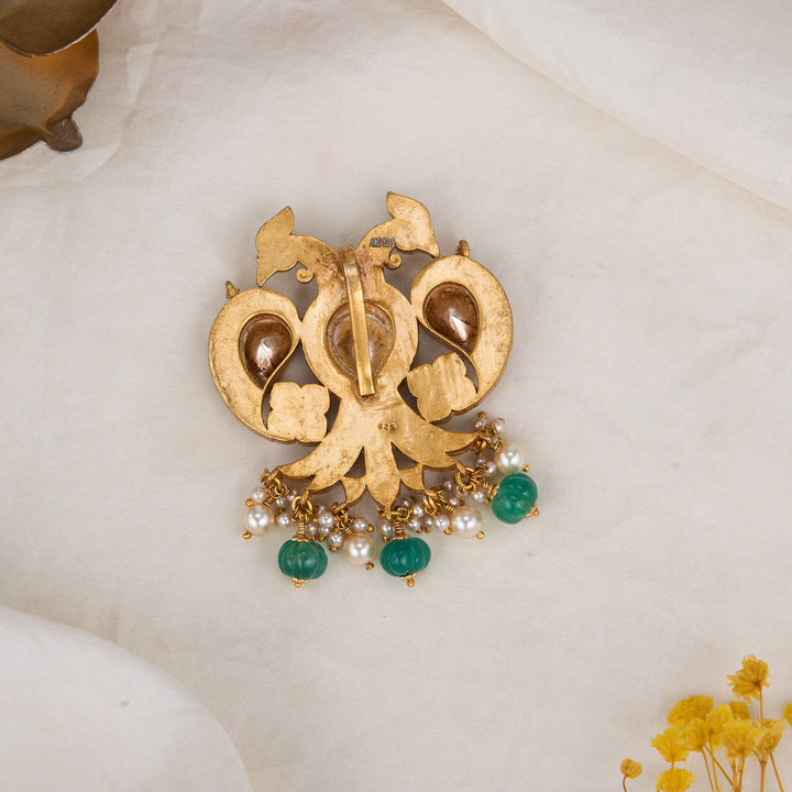 White Garudan Kundan Pendant