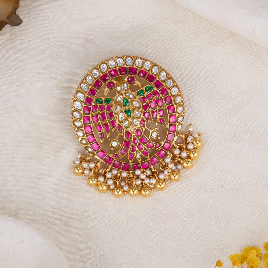 Aswaki Kundan Pendant