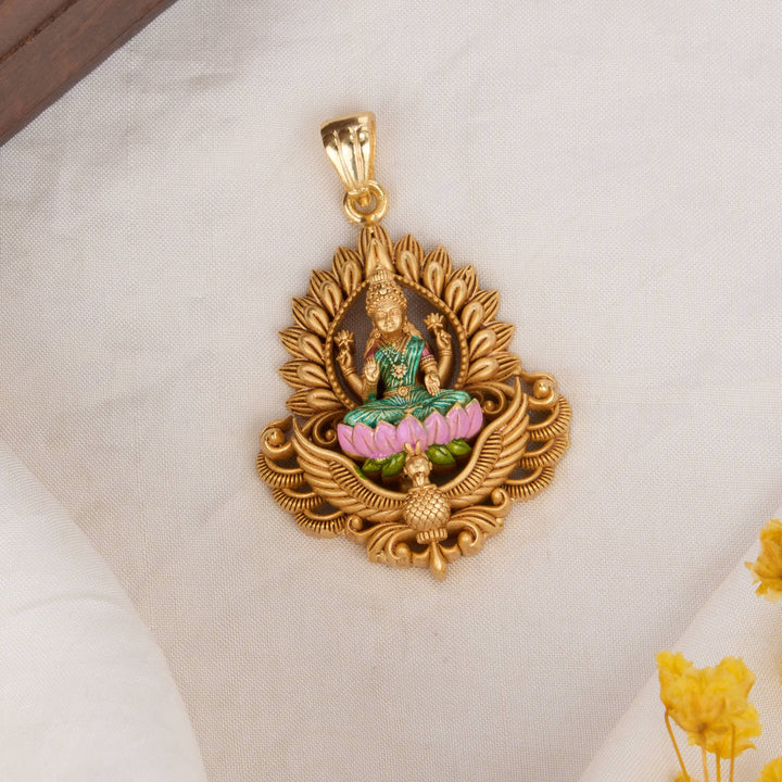Kamala 3D Spl Pendant