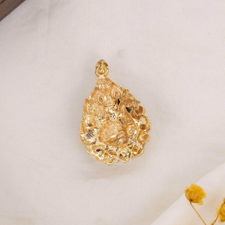 Grandeur Peacock 3D Spl Pendant
