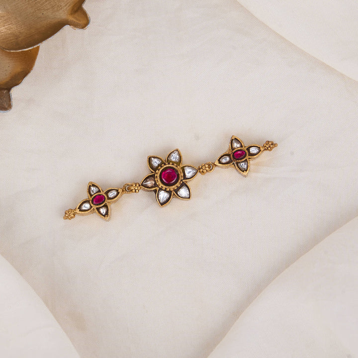 Sine Flowert Kundan Pendant
