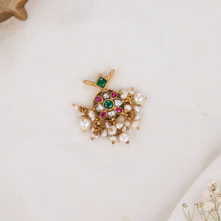 Eternal Aura Kundan Pendant