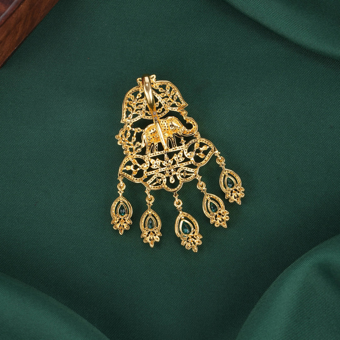Grand Diamond Design Pendant