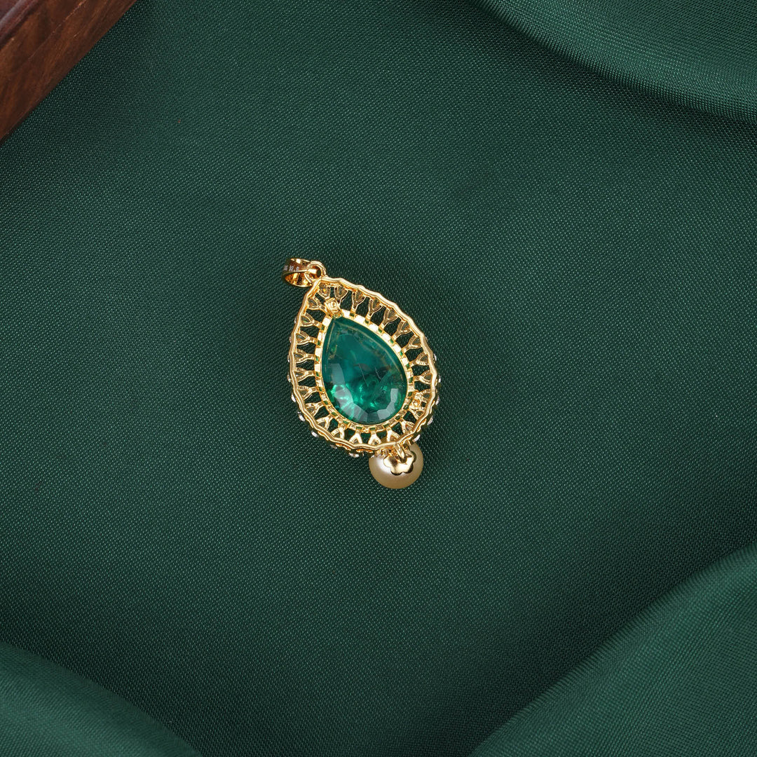 Cutie Diamond Design Pendant