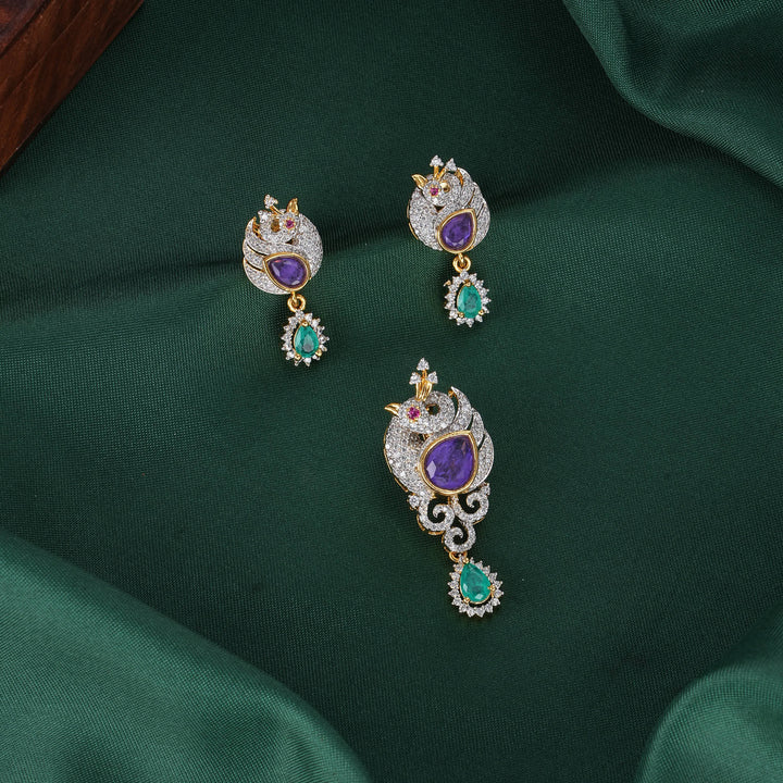 Fabulous Avikam Pendant Set