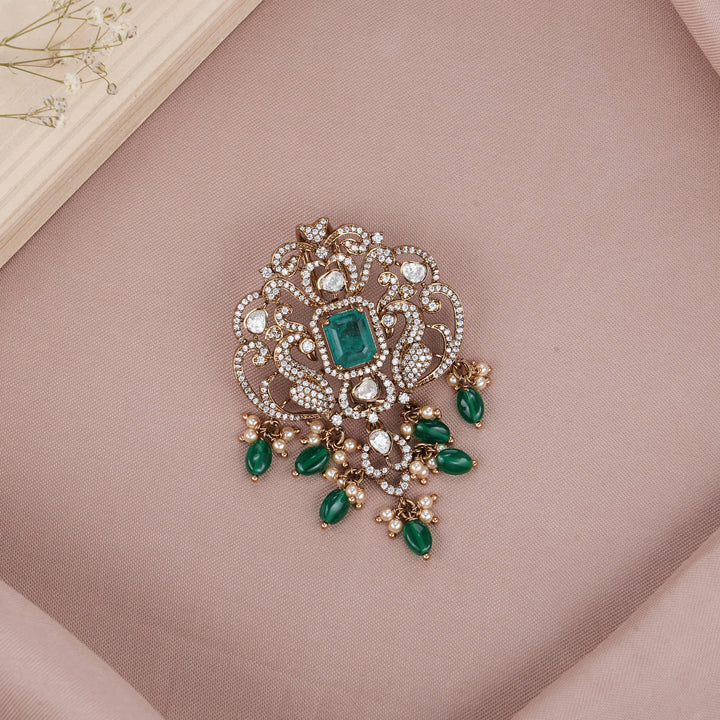 Pranika Victorian Jada Billa