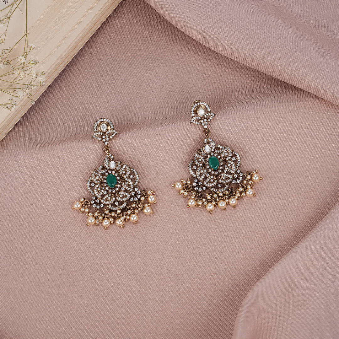 Tanisha Victorian Pendant set