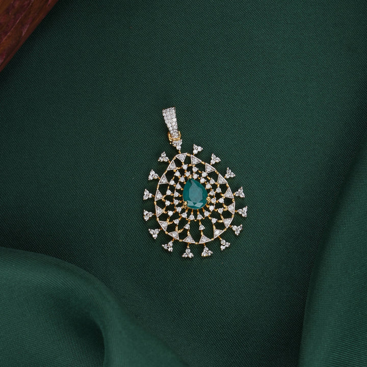 Unique Avikam Pendant Set