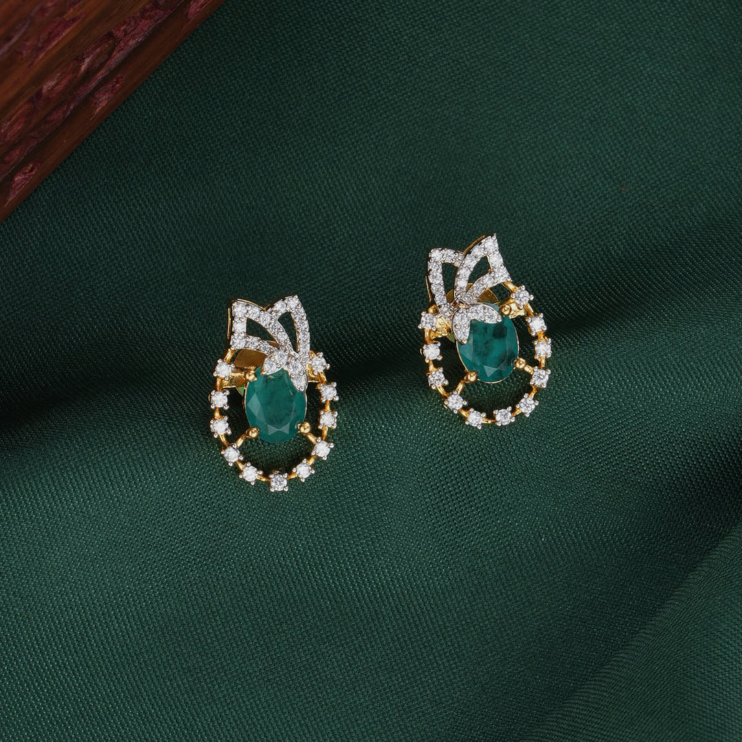 Hansikaa Avikam Pendant Set