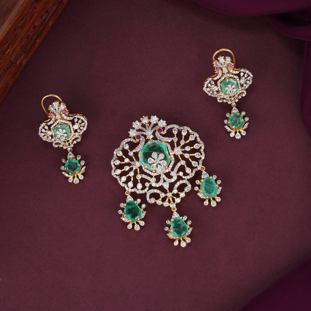 Trendy Glow Moissanite Pendant Set