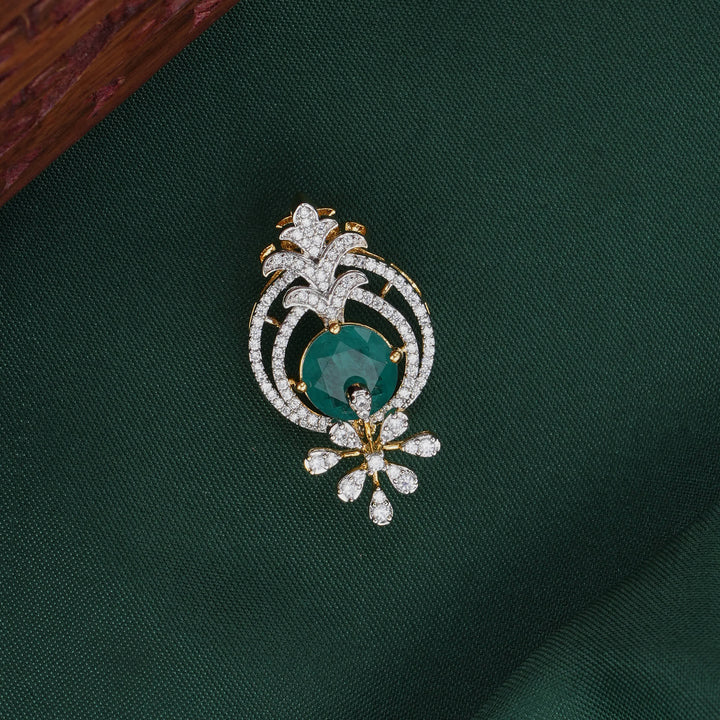Vithiksaa Avikam Pendant Set