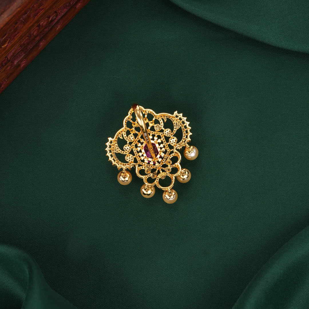 Glitz Diamond Design Pendant