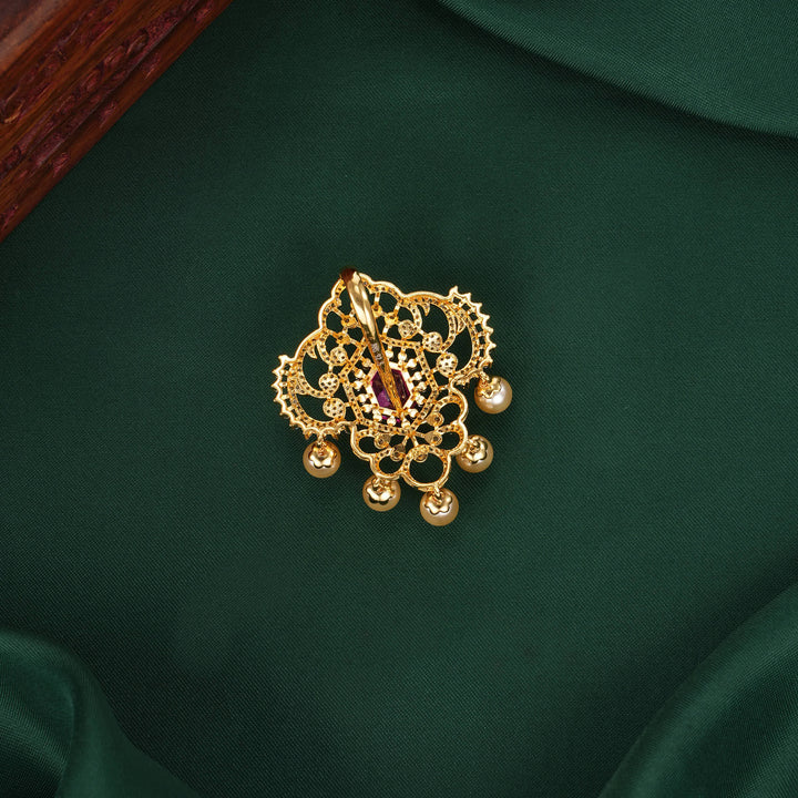 Glitz Diamond Design Pendant