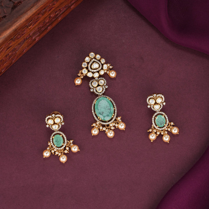 Amazing Moissanite Pendant Set