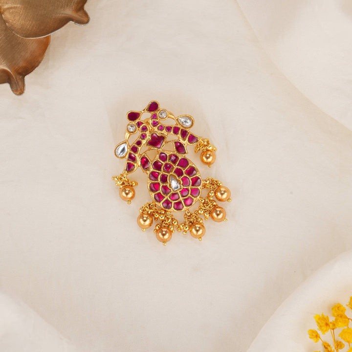 Vedhikaa Kundan Pendant