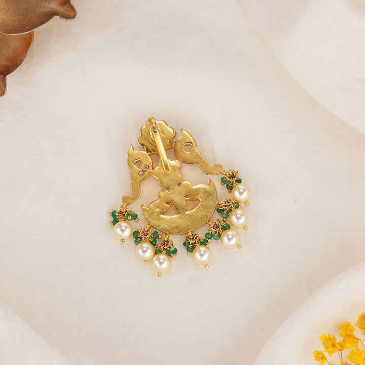 Yalisha Kundan Pendant