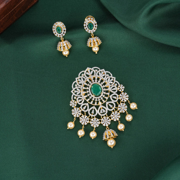 Dhaniya Avikam Pendant Set