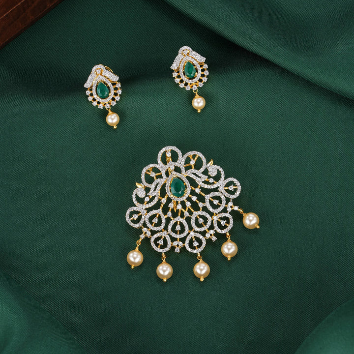 Aurena Avikam Pendant Set