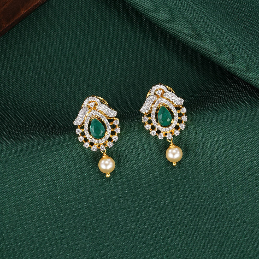 Aurena Avikam Pendant Set