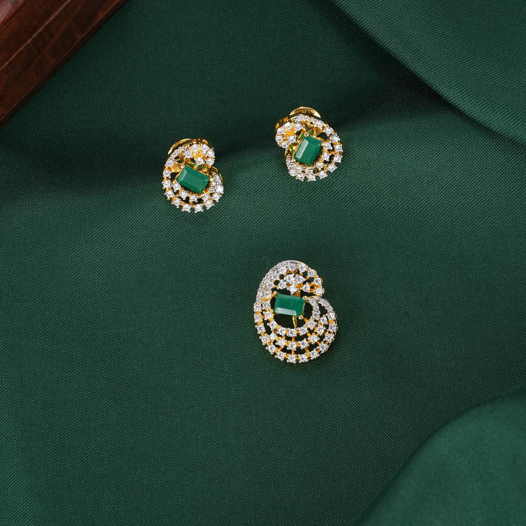 Cute Avikam Pendant Set