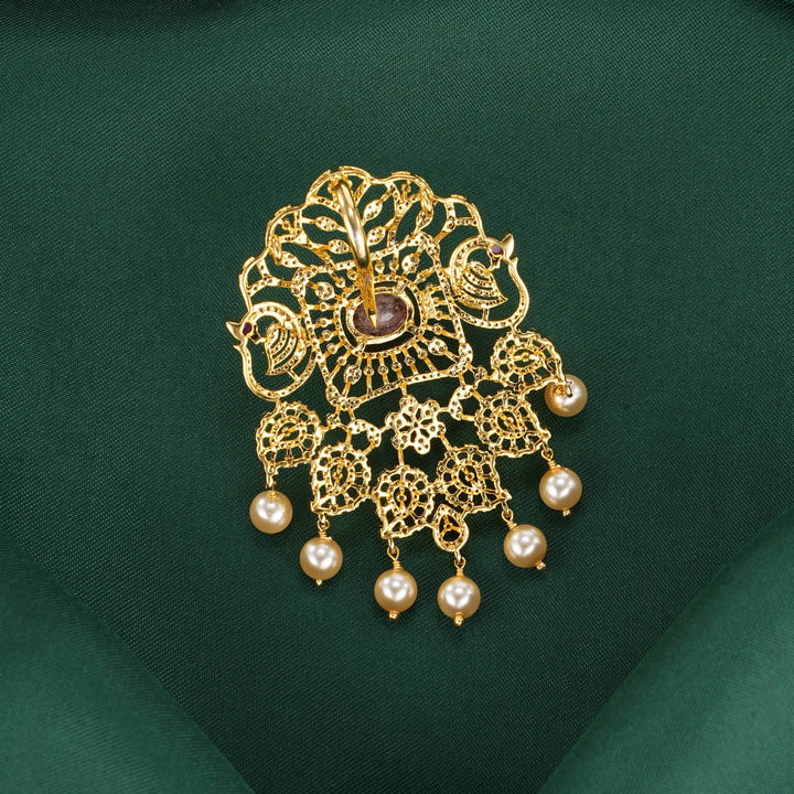 Elanora Avikam Pendant Set