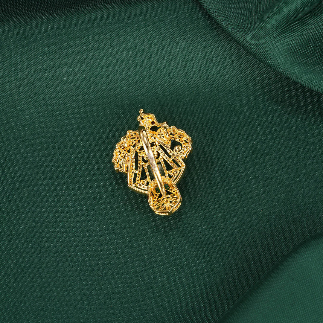 Evelora Avikam Pendant Set