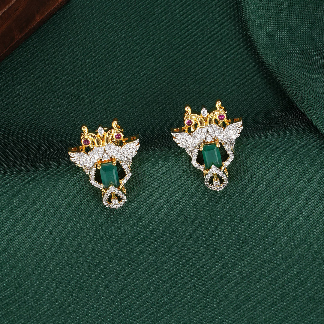 Evelora Avikam Pendant Set