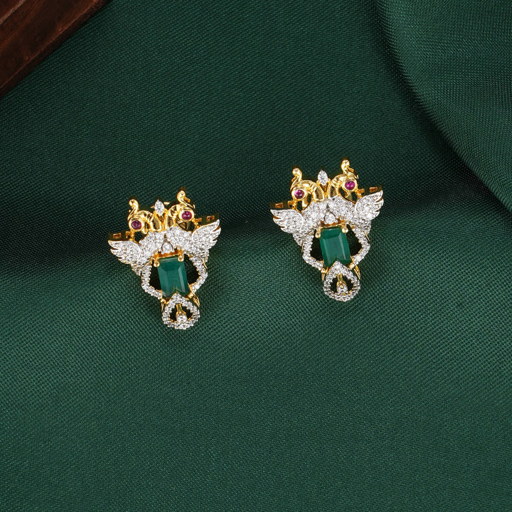 Evelora Avikam Pendant Set