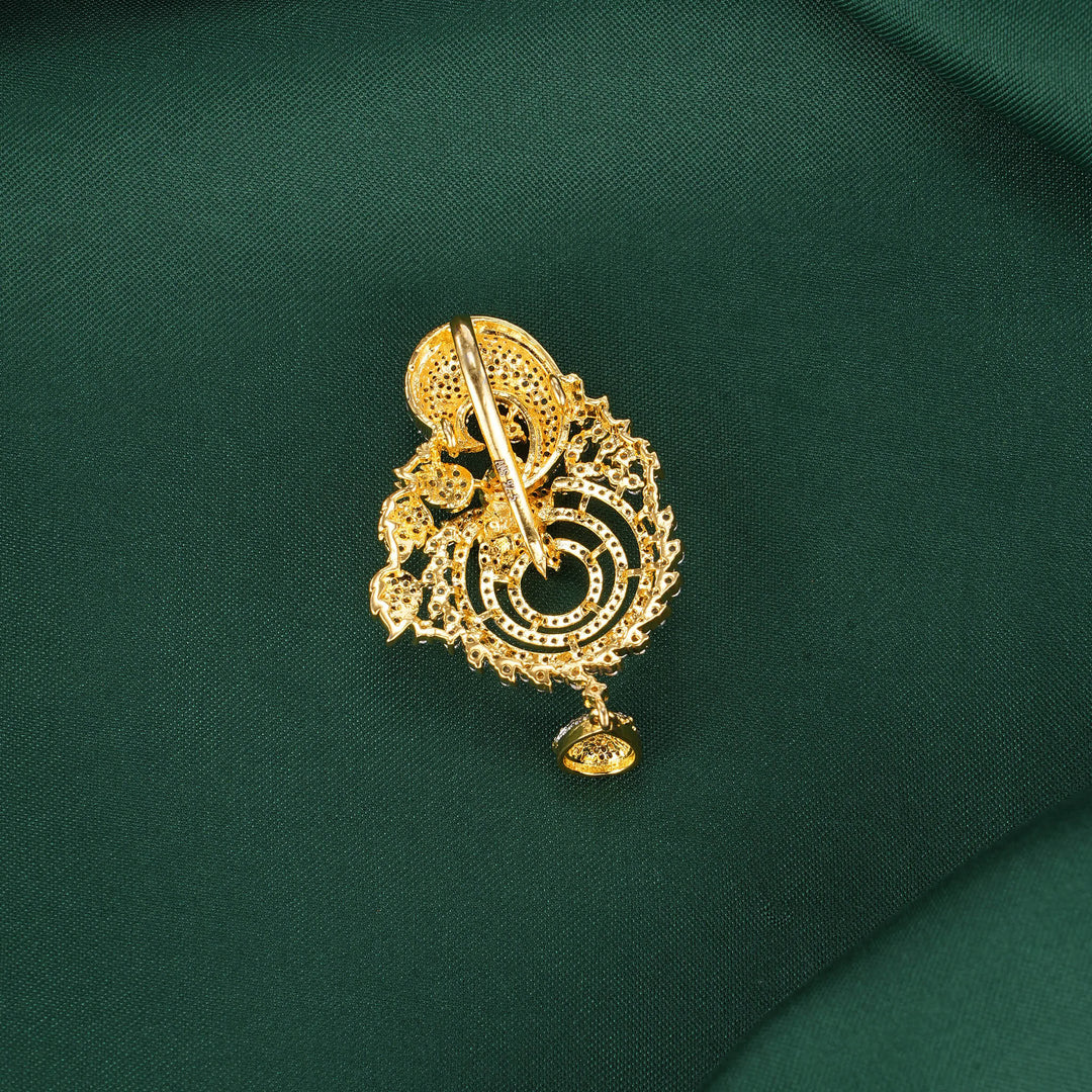 Thaarika Avikam Pendant Set