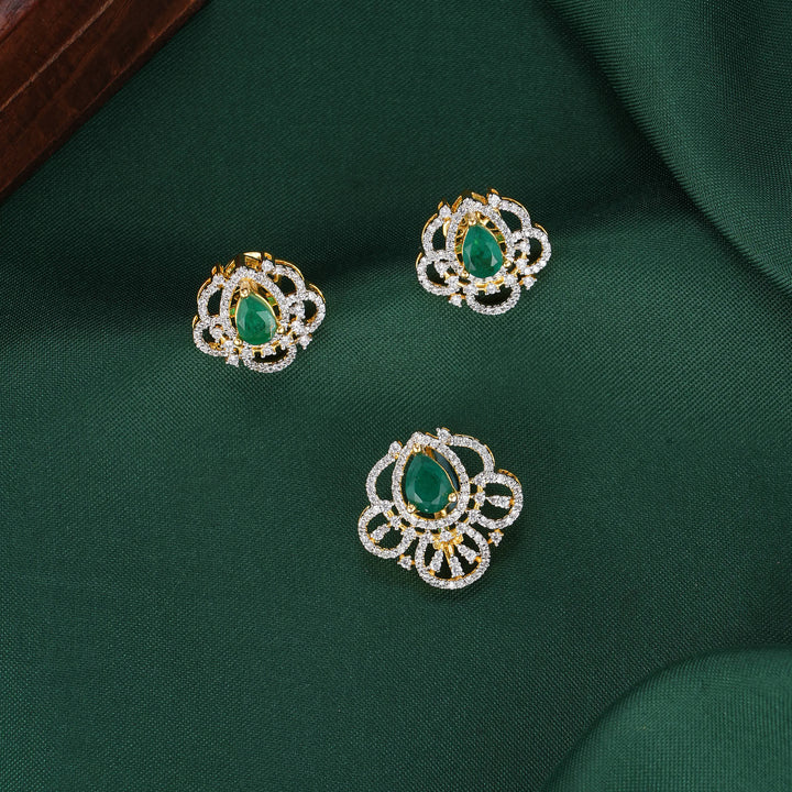 Valoura Avikam Pendant Set