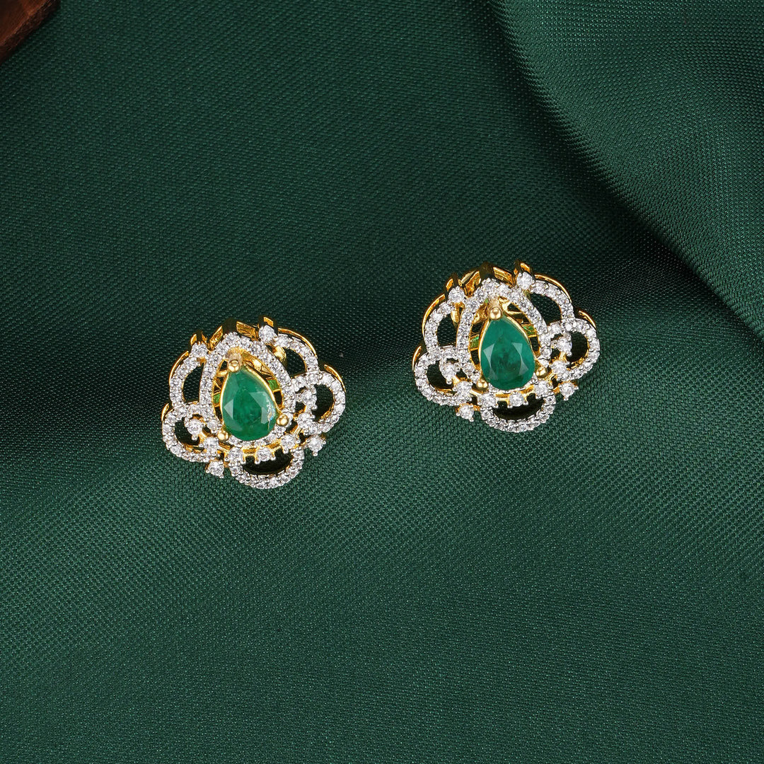 Valoura Avikam Pendant Set