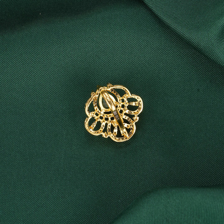 Valoura Avikam Pendant Set