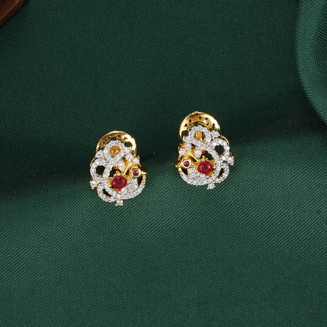Seravia Avikam Pendant Set