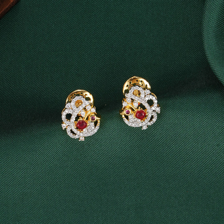 Seravia Avikam Pendant Set