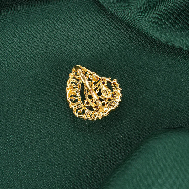 Seravia Avikam Pendant Set