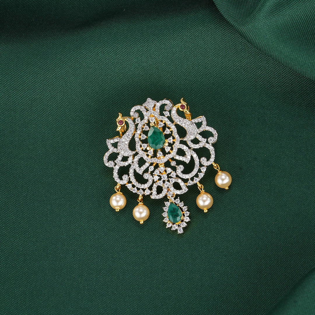 Zivara Avikam Pendant Set