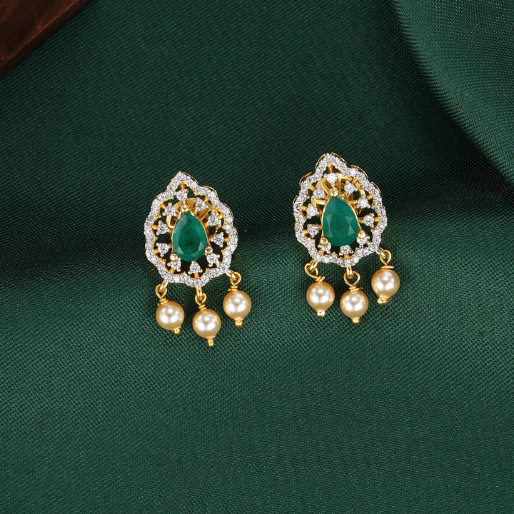 Zivara Avikam Pendant Set