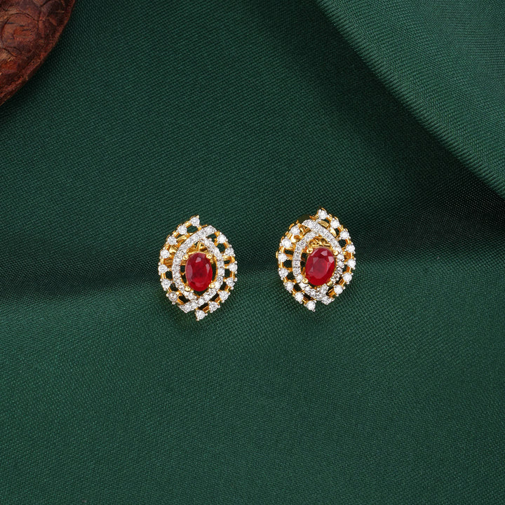 Swetha Avikam Pendant Set