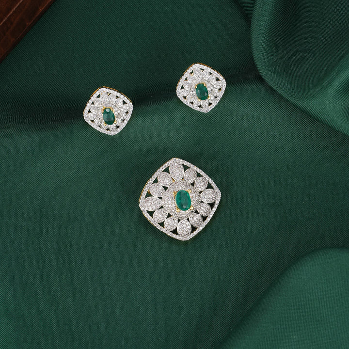 Sparkling Avikam Pendant Set